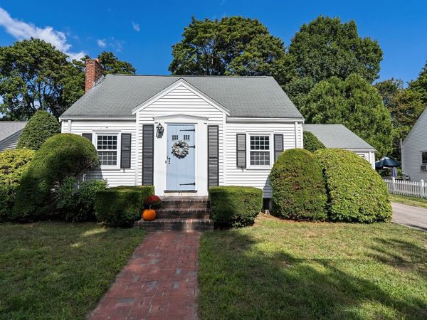 71 Sheppard Ave, Braintree, MA 02184