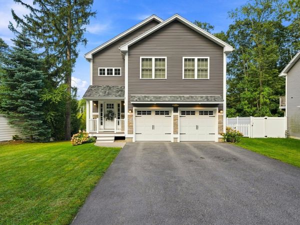 3 Andy Rd, Worcester, MA 01602