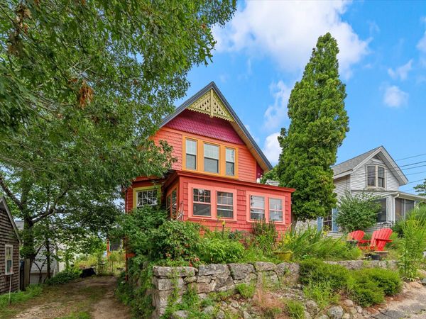 15 3rd St, Wareham, MA 02571