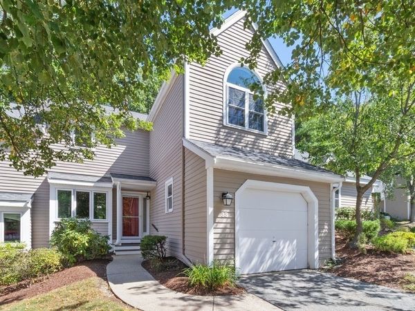 33 Bishops Forest Drive, Unit 33, Waltham, MA 02452