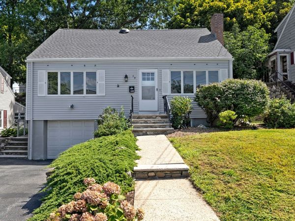 19 Elliott St, Melrose, MA 02176
