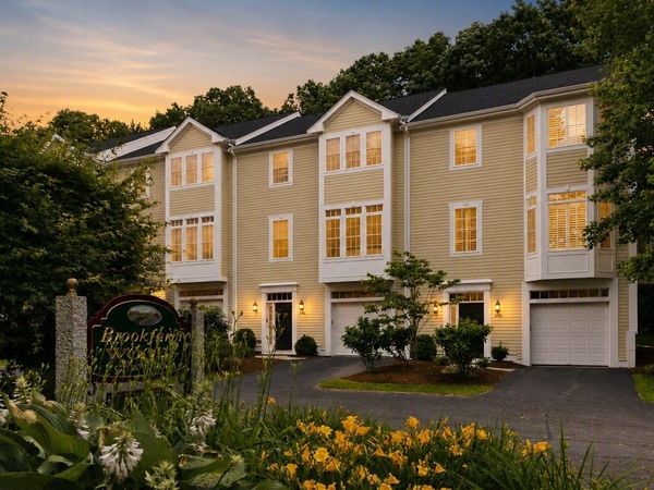 923 Lagrange, Unit 923, Boston, MA 02132