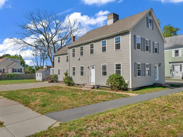 147 High St, Danvers, MA 01923
