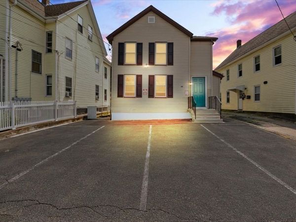 64 Oak St, Taunton, MA 02780