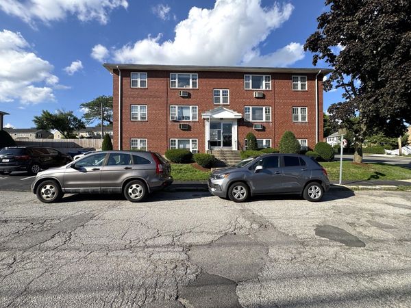 5 Carey Ave, Unit G1, Watertown, MA 02472