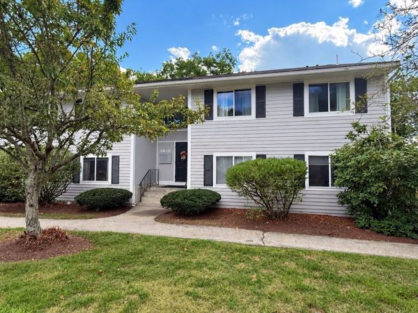 8 Beals Cove Rd, Unit K, Hingham, MA 02043