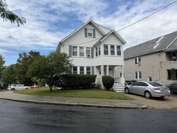 25 Moulton Rd, Unit 1, Arlington, MA 02476