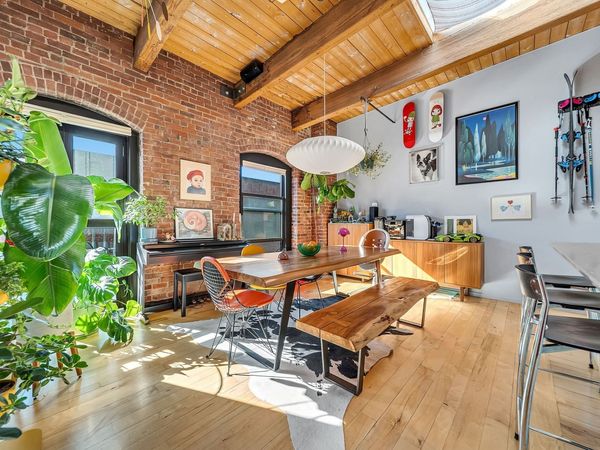 21 Wormwood St, Unit 620, Boston, MA 02210