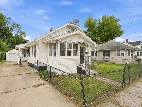 41 Ludger Ave, Chicopee, MA 01020