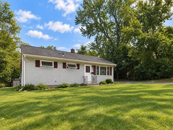58 Cabot St, Palmer, MA 01069