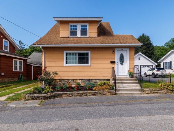 308 Bridle Path, Worcester, MA 01604