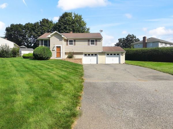 115 Clover Rd., Ludlow, MA 01056