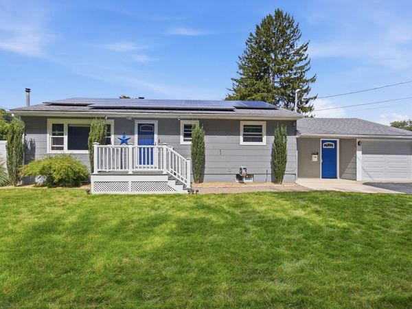10 Linda Ave, Millbury, MA 01527