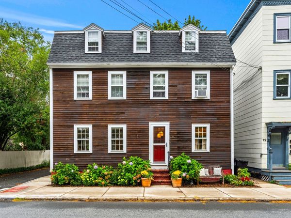 74 Derby St, Unit 74, Salem, MA 01970