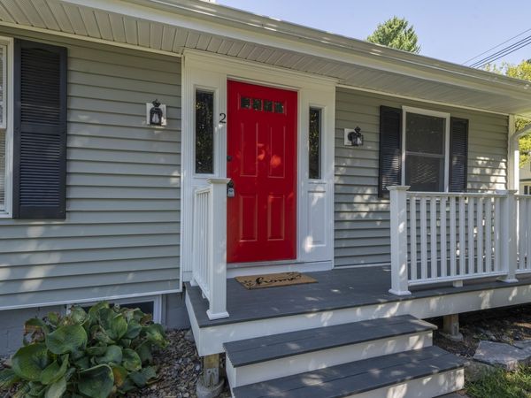 2 Highland Ave, Charlton, MA 01507