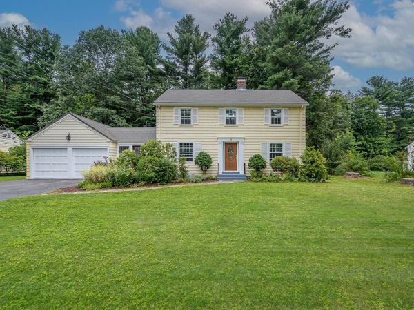 10 Damon Rd, Holden, MA 01520