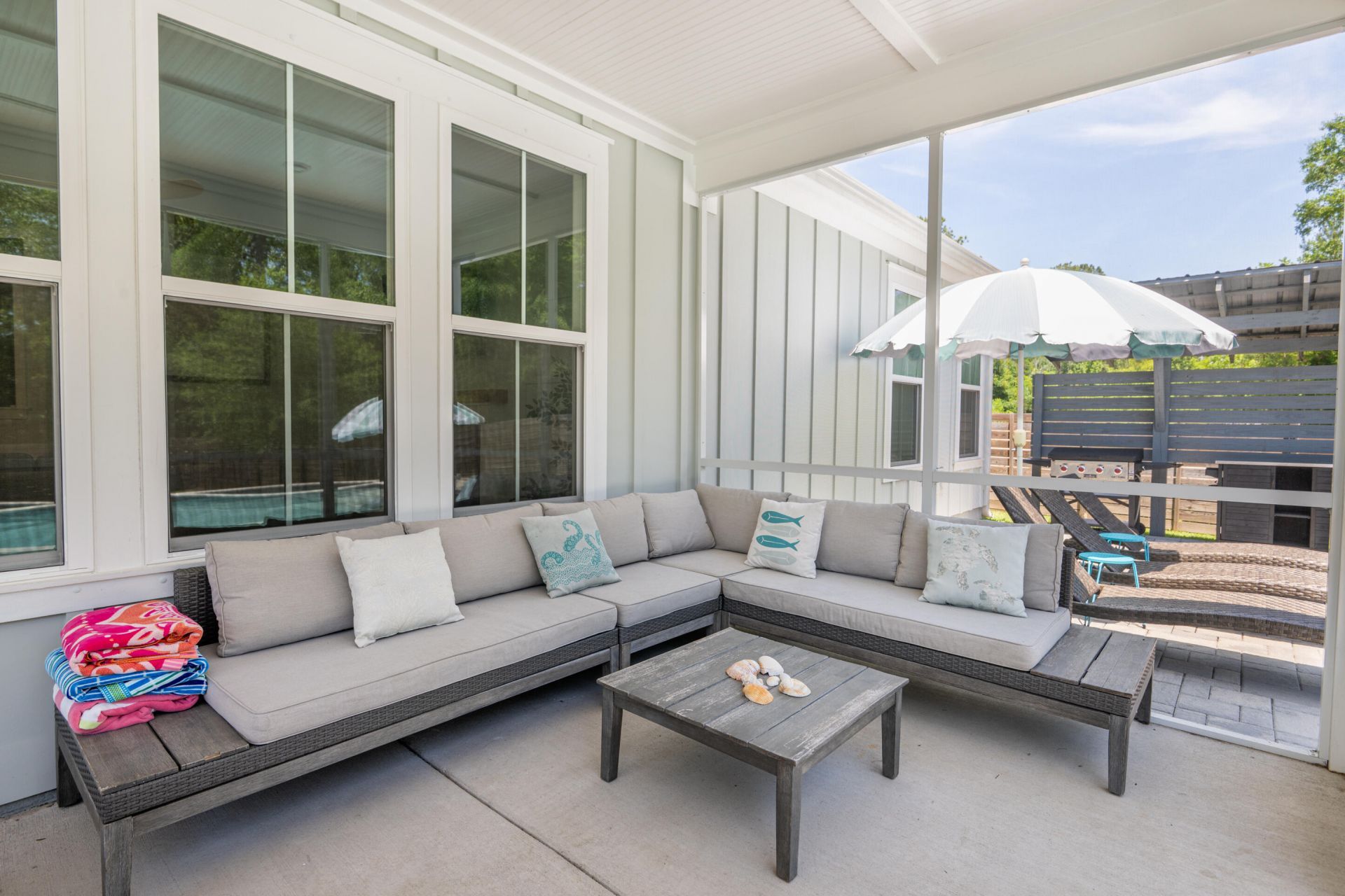 1055 Harriman Lane Photo 38