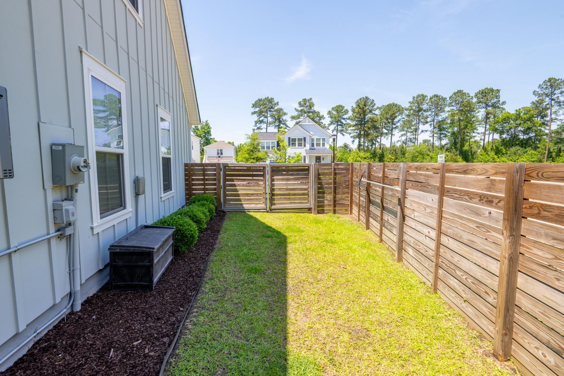 1055 Harriman Lane Photo 44