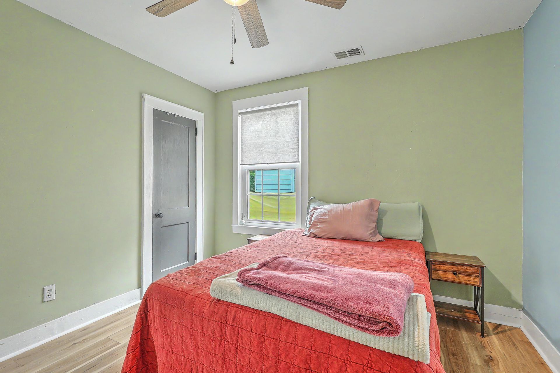 2120 Victory Avenue Photo 12