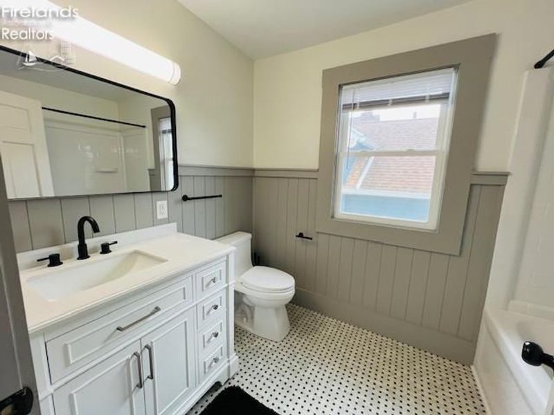 907 Central Avenue, Sandusky, OH 44870 Photo 20