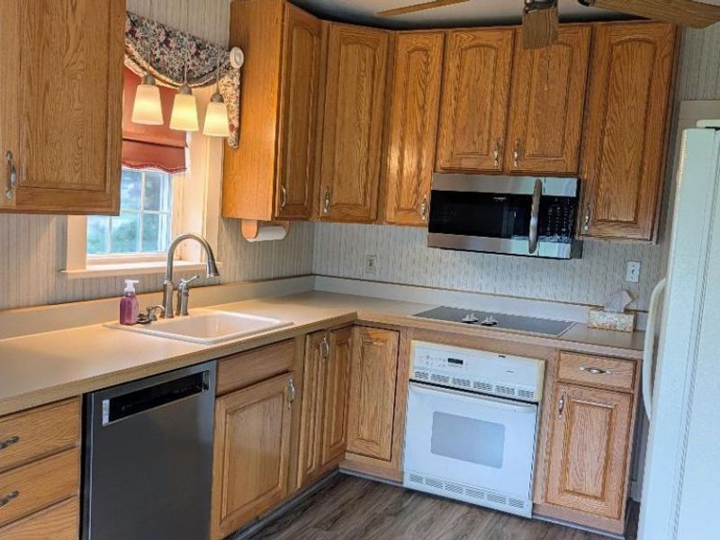 103 N Ridge Street, Monroeville, OH 44847 Photo 4