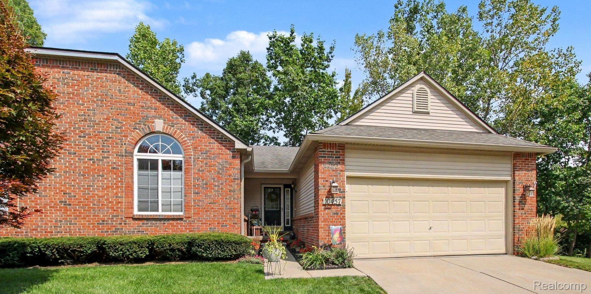 10457 Woodcliff Court, Unit 51, Hartland Township, Mi 48353 Main Photo