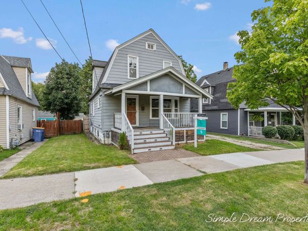 1103 Fountain Street NE, Grand Rapids, MI 49503