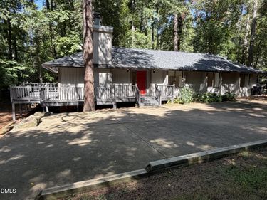 141 Dixie Drive, Chapel Hill, NC 27514