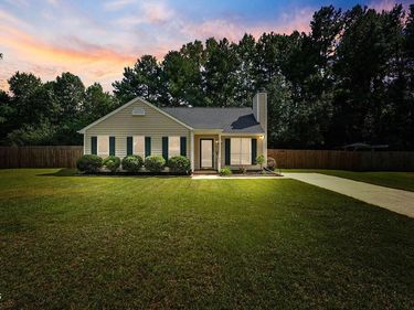 208 Bateau Road, Holly Springs, NC 27540