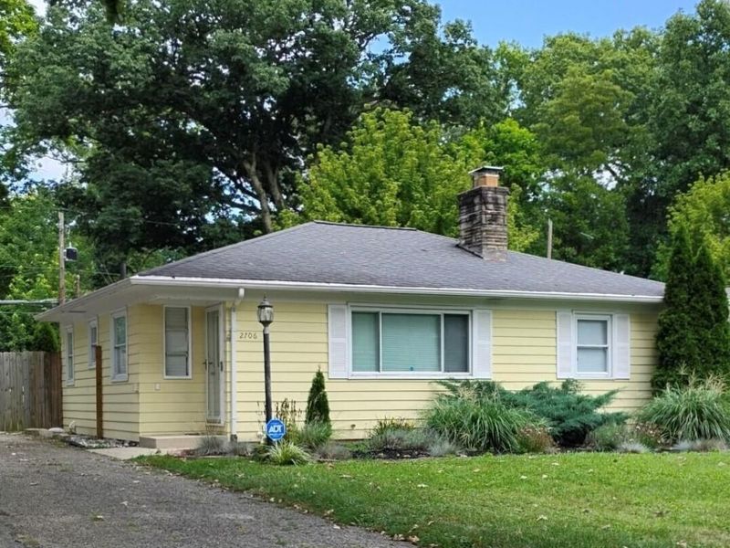 2706 Wildwood Road, Columbus, OH 43231 Photo 1