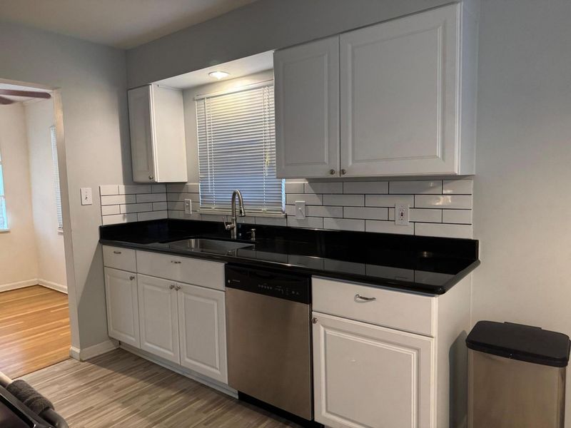 2706 Wildwood Road, Columbus, OH 43231 Photo 9