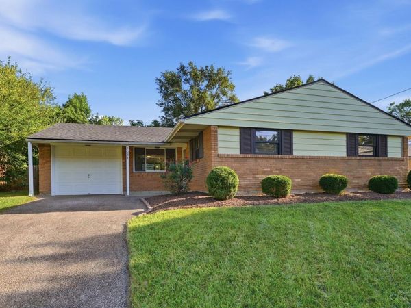 1034 Terrytown Court, Springdale, OH 45246