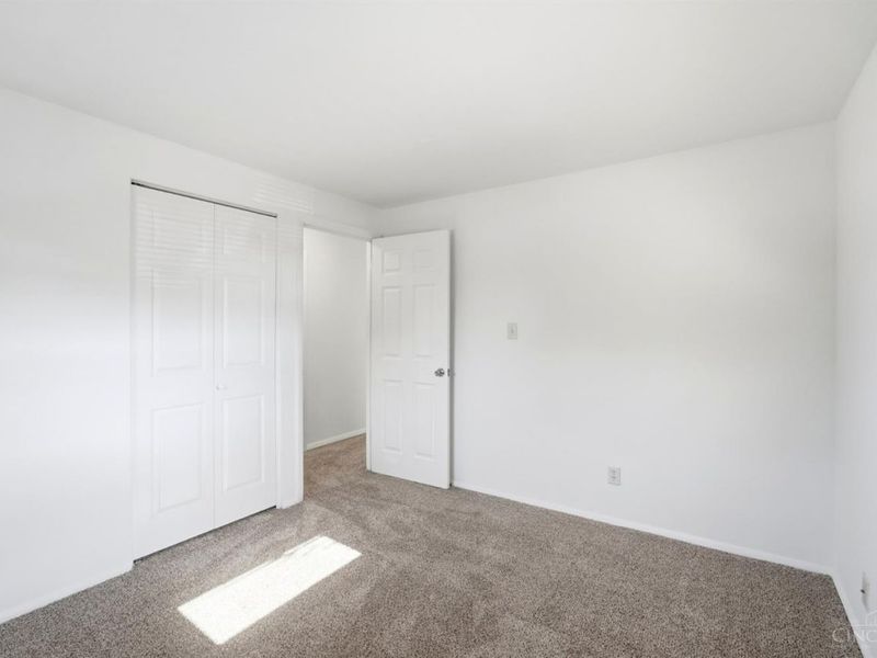 1034 Terrytown Court, Springdale, OH 45246 Photo 20
