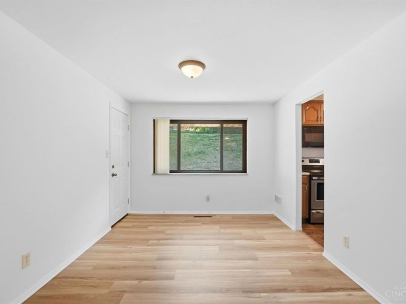 1034 Terrytown Court, Springdale, OH 45246 Photo 6