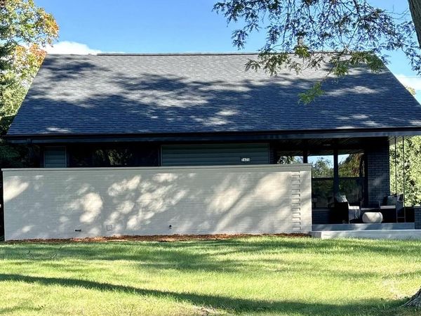 7470 N Navajo ROAD, Fox Point, WI 53217