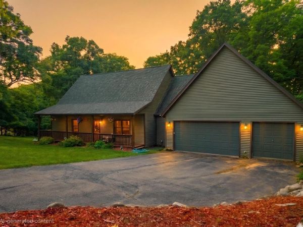 N5079 Sinissippi Point ROAD, Juneau, WI 53039