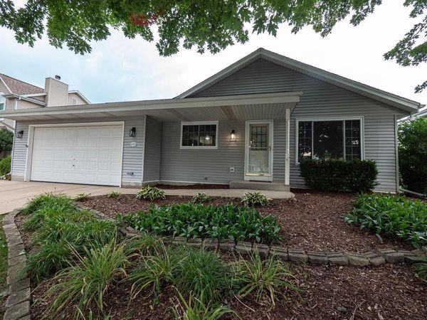 2405 N University DRIVE, Waukesha, WI 53188