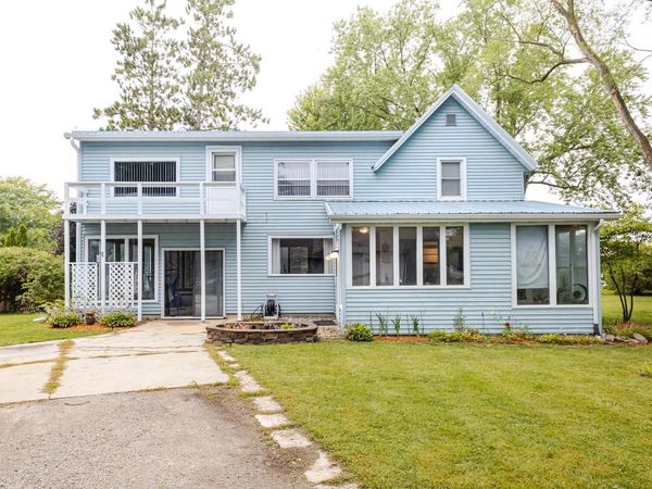 1577 East Gate DRIVE, Watertown, WI 53094
