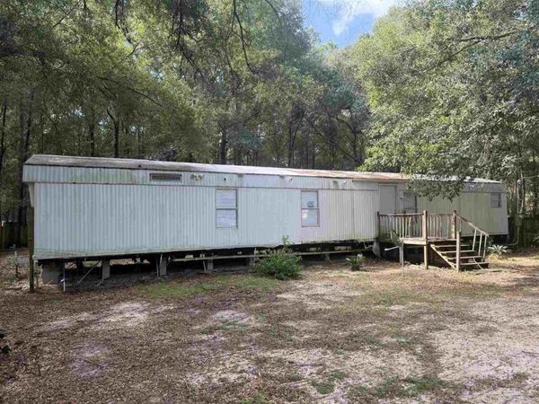 5103 Lake End Dr, Milton, FL 32583