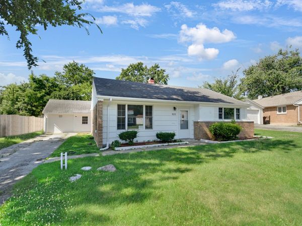 55 Apple Lane , Park Forest, IL 60466