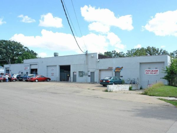 1127 Dearborn Avenue , Aurora, IL 60505