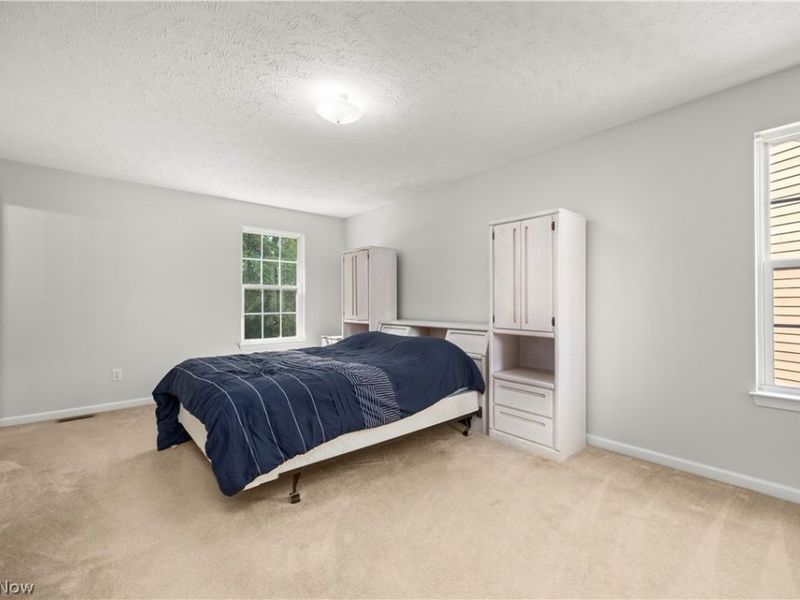 6199 E Meadow Farm Lane, Lorain, OH 44053 Photo 20