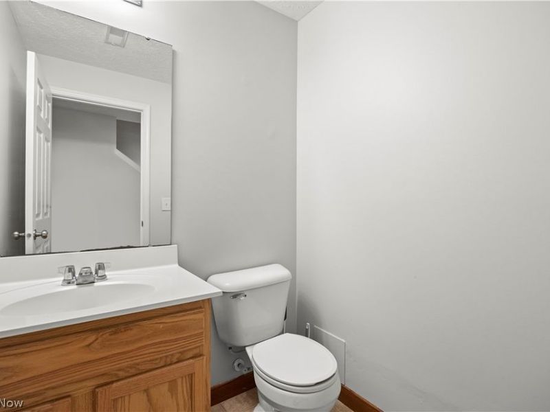 6199 E Meadow Farm Lane, Lorain, OH 44053 Photo 29