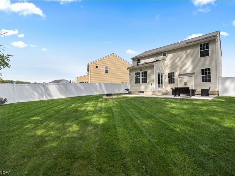 6199 E Meadow Farm Lane, Lorain, OH 44053 Photo 37