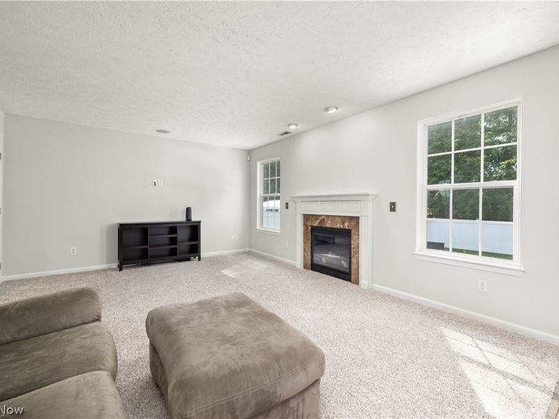 6199 E Meadow Farm Lane, Lorain, OH 44053 Photo 6