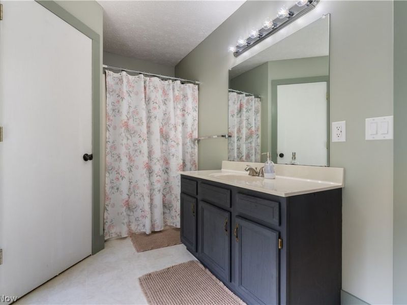 1356 Schneider Street NW, North Canton, OH 44720 Photo 18