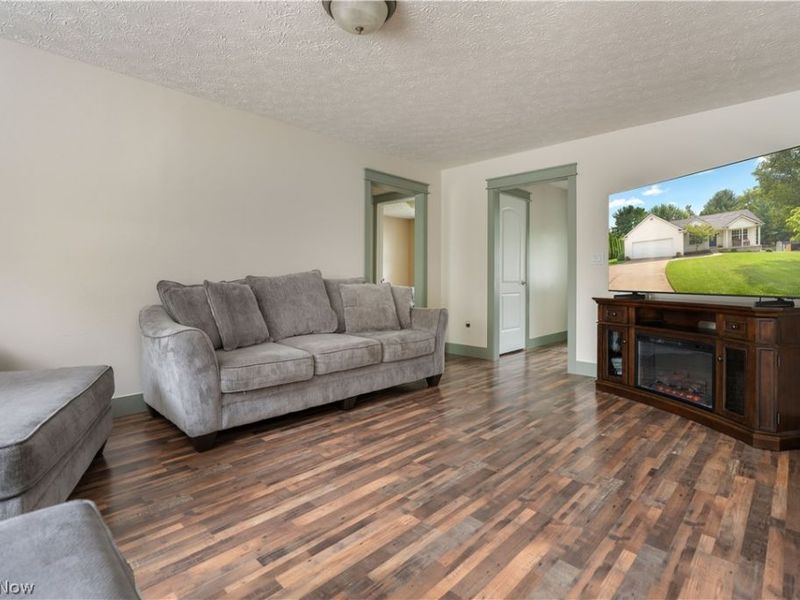 1356 Schneider Street NW, North Canton, OH 44720 Photo 6