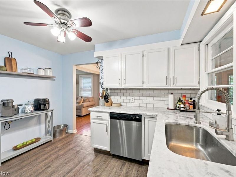 4028 W 220th Street, Fairview Park, OH 44126 Photo 11