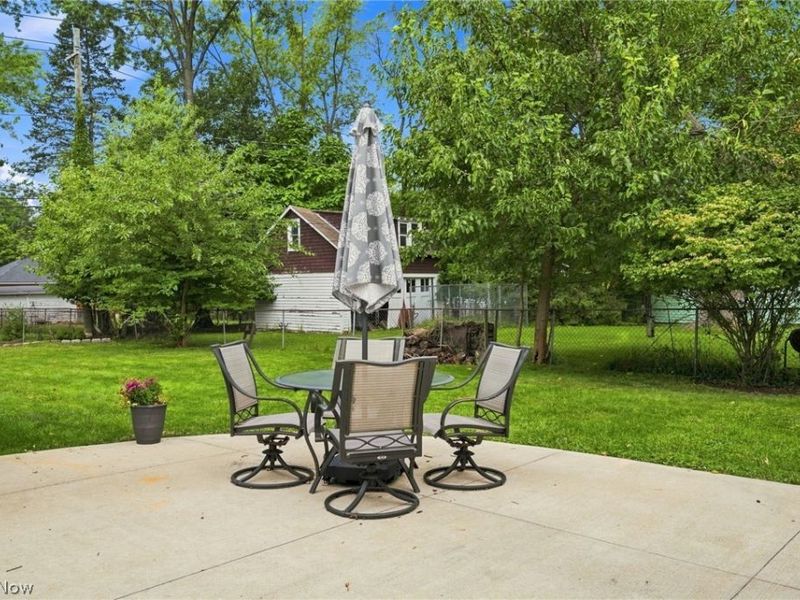 4028 W 220th Street, Fairview Park, OH 44126 Photo 31