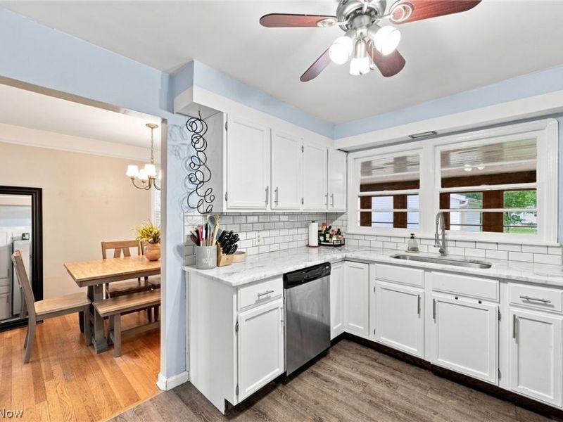 4028 W 220th Street, Fairview Park, OH 44126 Photo 9